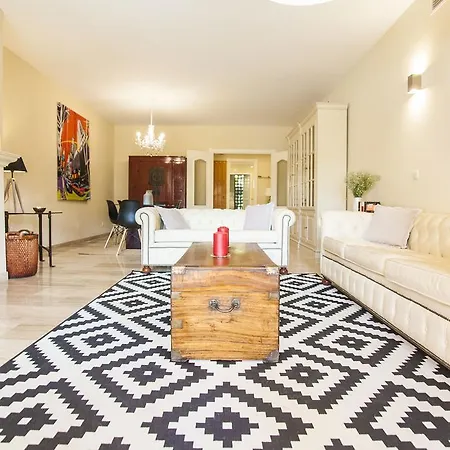 Apartment Alhambra Dream Airstream Estepona